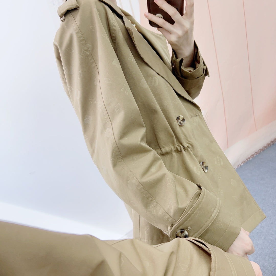 Dame Elegant Trenchcoat-Jakke med dobbelt knaprækkefølge og moderigtigt snit Stilla