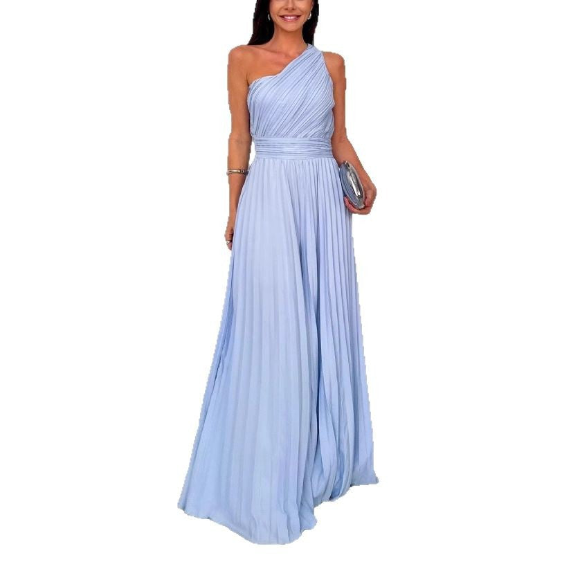 Dame Plisseret Aftenkjole med asymmetrisk stropdesign og elegant flow Stilla