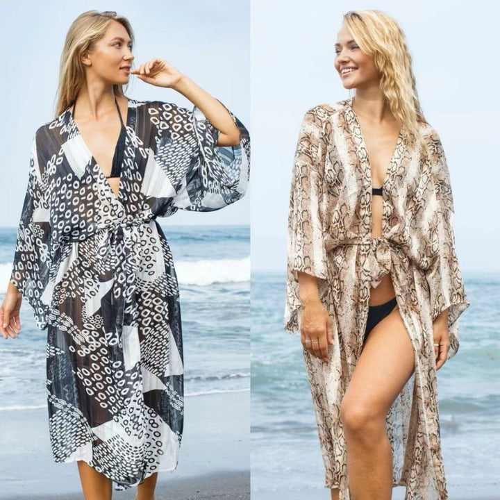 Dame Strandkimono med moderne grafisk mønster og elegante detaljer Stilla