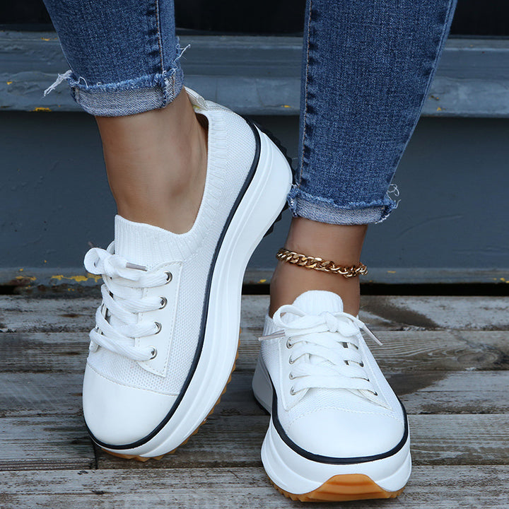 Dame Plateau-Sneakers med elastisk strikket overdel og skridsikker sål Stilla