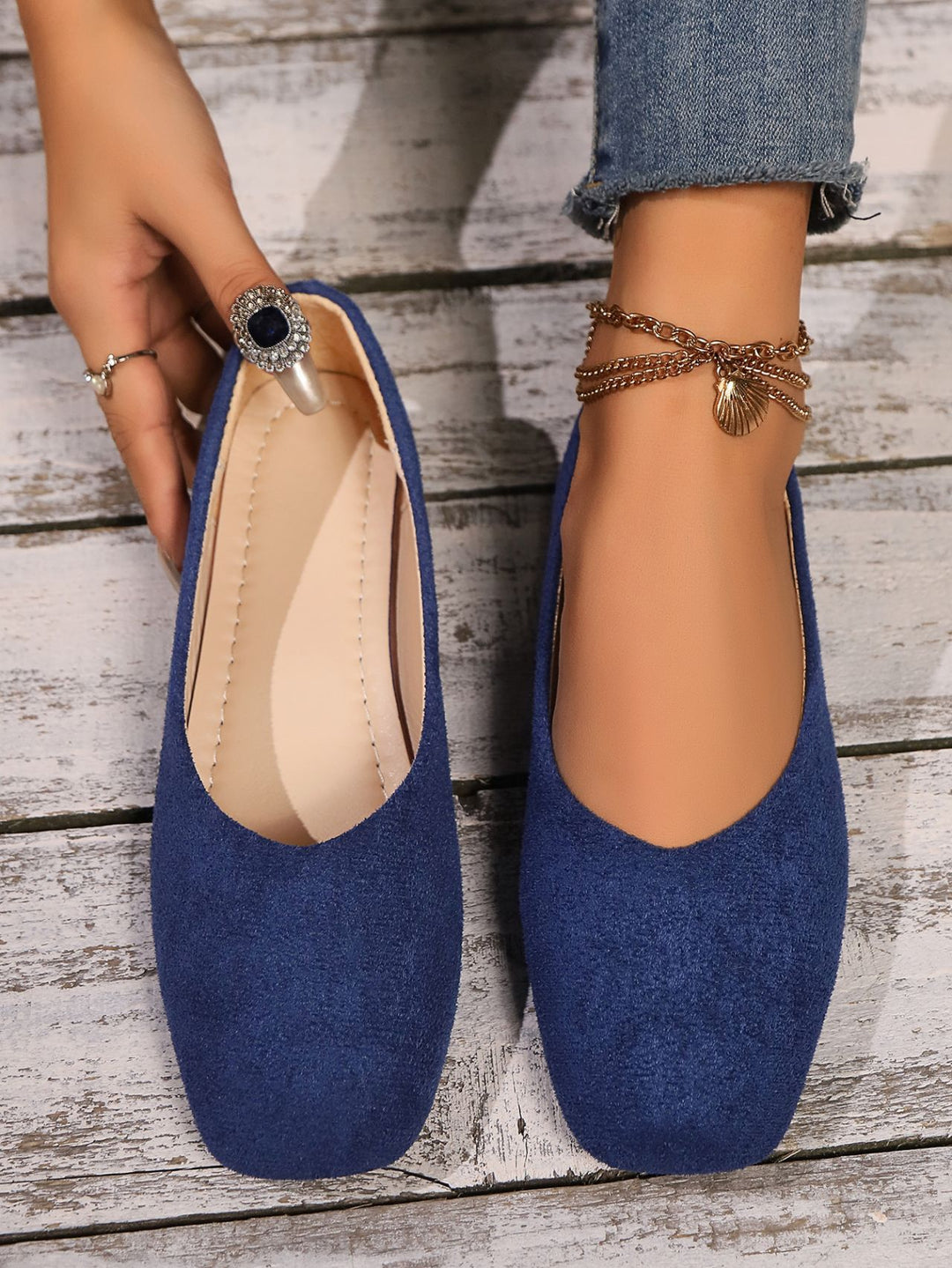 Dame ballerinas i elegant og minimalistisk design med anatomisk fodseng Stilla