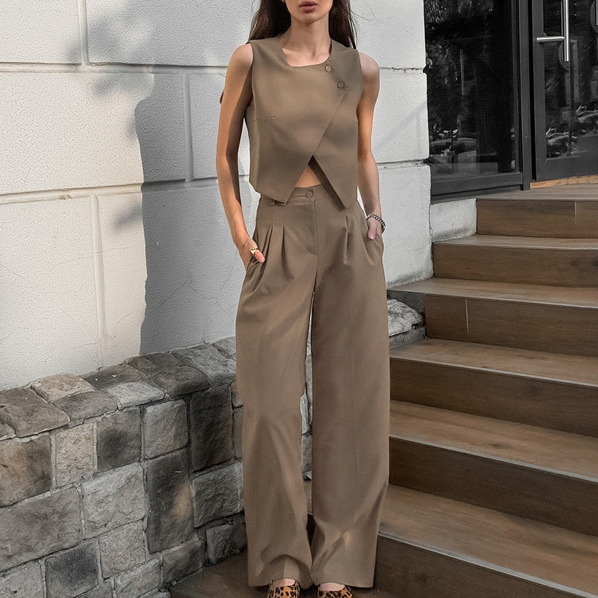 Dame trendy cropped top med asymmetrisk snit og bredskårne højtaljede bukser Stilla