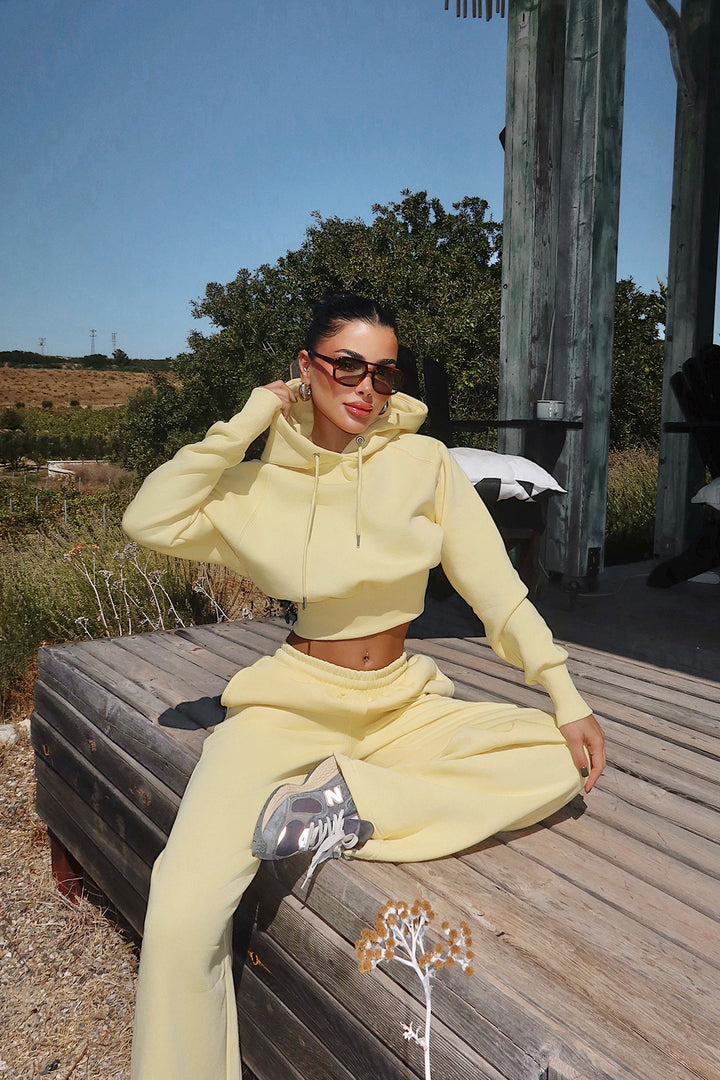 Kvinder's stilfulde og komfortable cropped hoodie sæt med elastisk talje Skovae