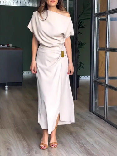 Dame Maxikjole med asymmetrisk udskæring og elegant drapering Stilla