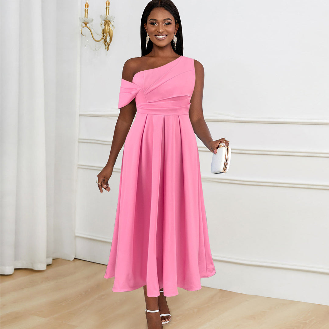 Dame Elegant One-Shoulder Kjole med Draperinger Skovae
