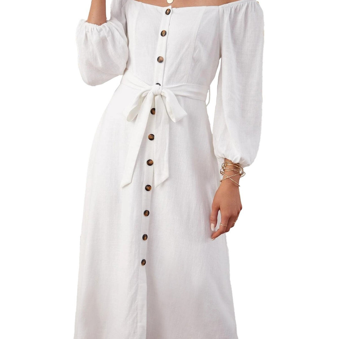 Damer maxi kjole med off-the-shoulder design og dekorative knapper Stilla