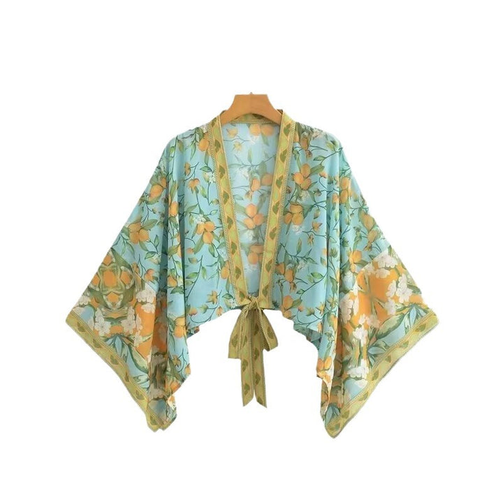 Dame kimono-jakke med blomsterdesign og lette ærmer Stilla