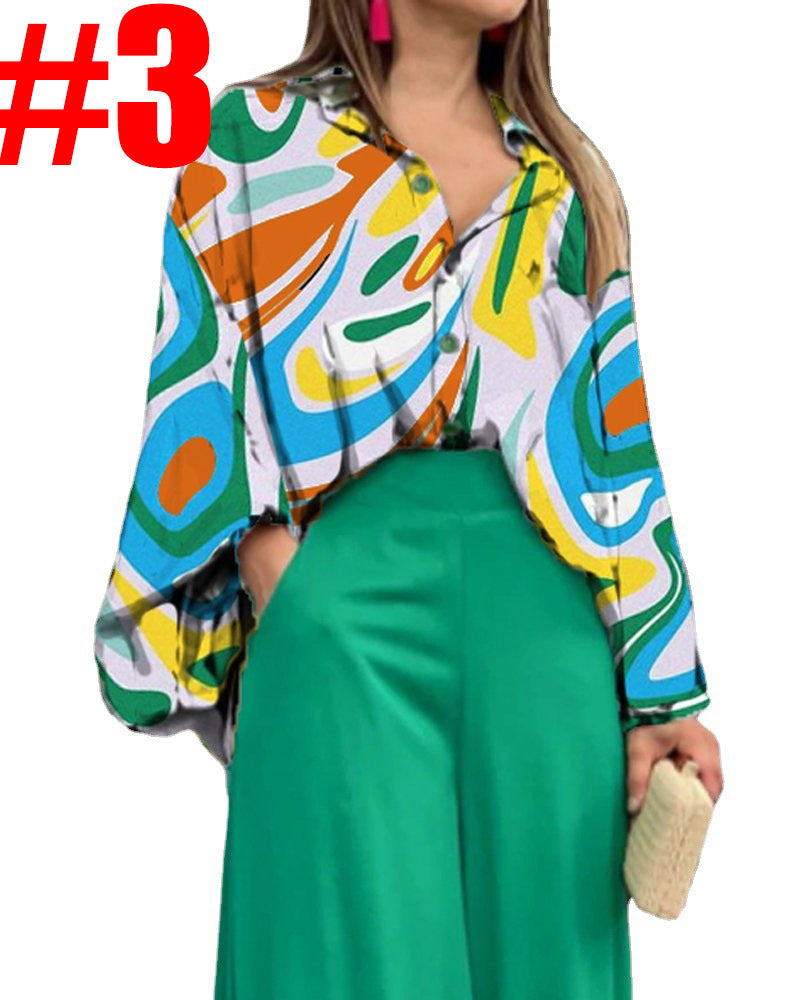 Dame fritidsbluse med farverig marmortryk og loose fit Stilla