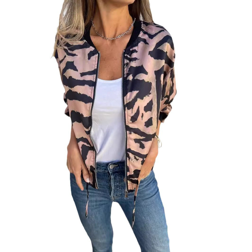 Dame fritidsjakke i trendy dyreprintdesign med elastiske manchetter Stilla