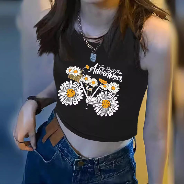 Dame crop-top med iøjnefaldende tekst og tætsiddende snit Skovae