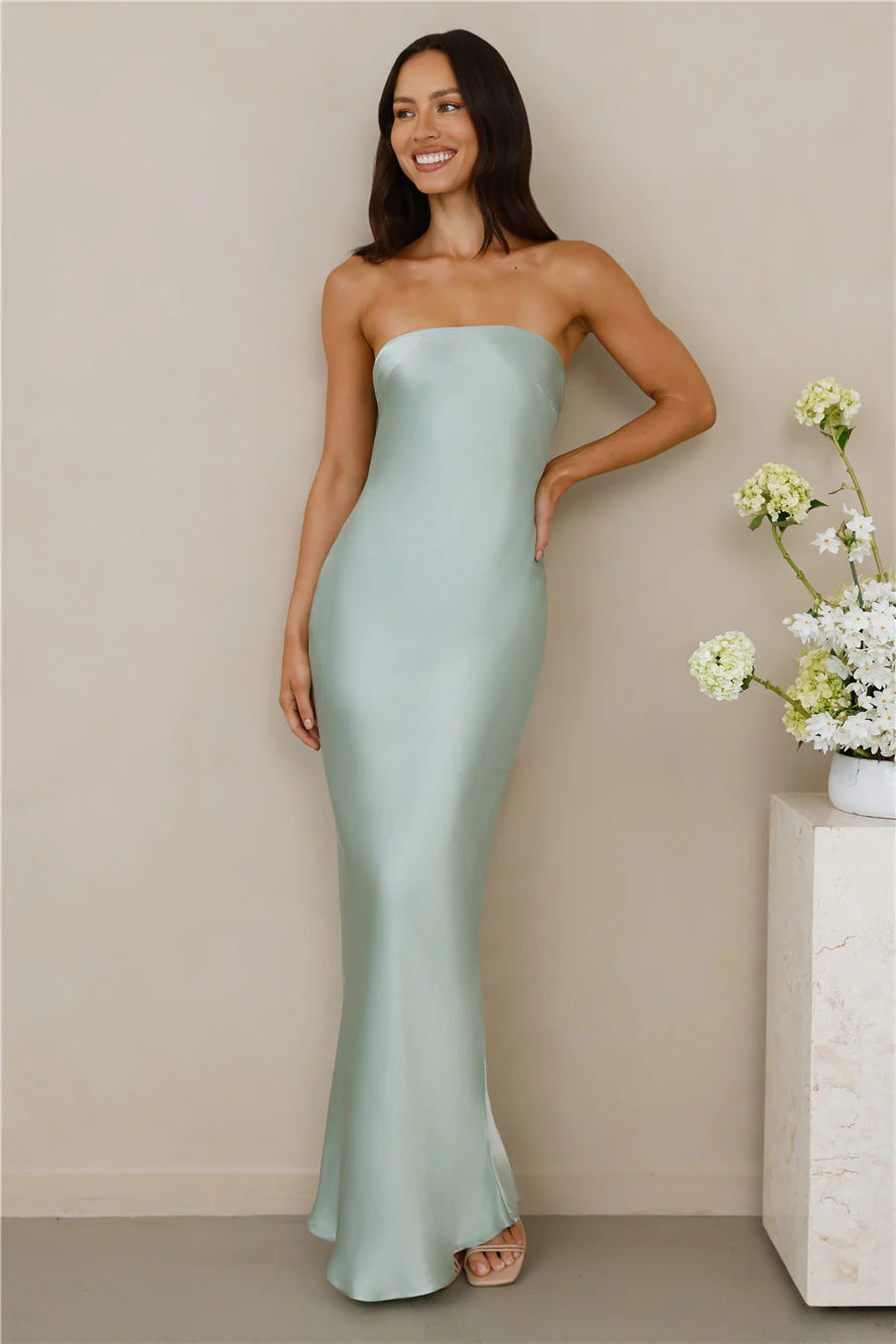 Dame elegante maxi kjoler med bare skuldre lavet af satinstof
