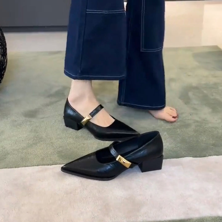 Dame spids tå blokhæl Mary Jane sko med elegant rem-detalje Stilla