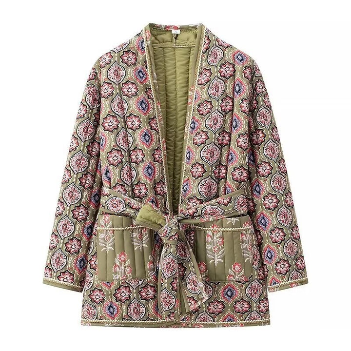 Dame quiltet kimono med blomsterprint og praktiske lommer Stilla