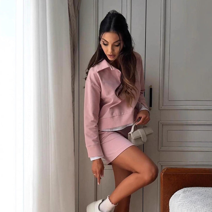 Dame sporty sæt med crop-top og miniskirt Stilla