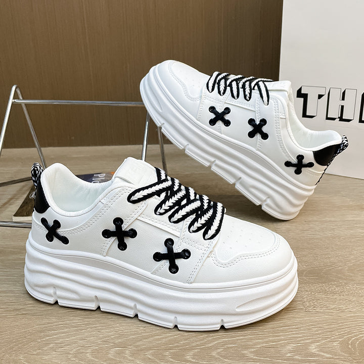 Dame Mode Sneakers med tykk plateau sål og unikt snøre design Stilla