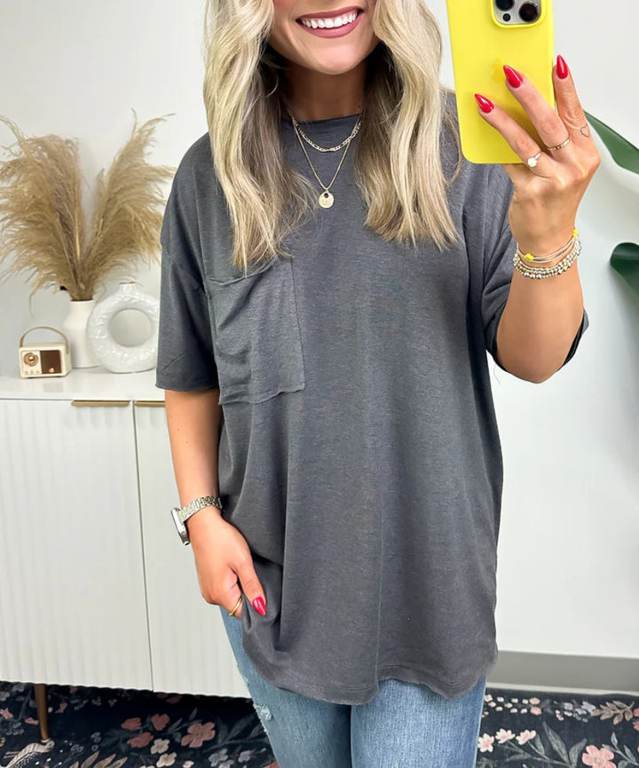 Dame behagelig oversized T-shirt med brystlomme i let stof Stilla
