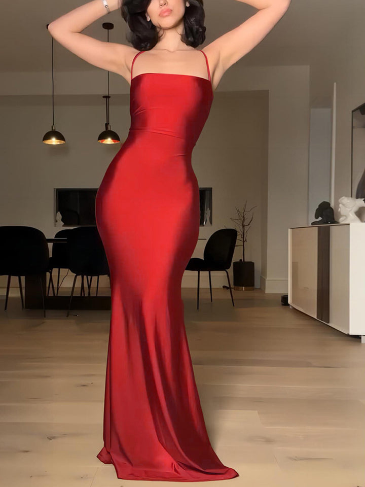 Damer elegant Maxikjole med smal pasform og fine spaghetti-stropper Stilla