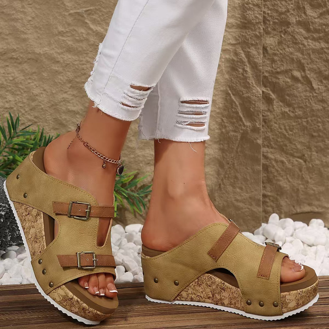 Dame moderate plateau-sandaler med justerbare remme og korksål Stilla