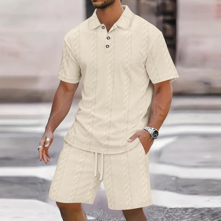 Herrer fritids-sæt med struktureret polo-shirt og shorts Stilla