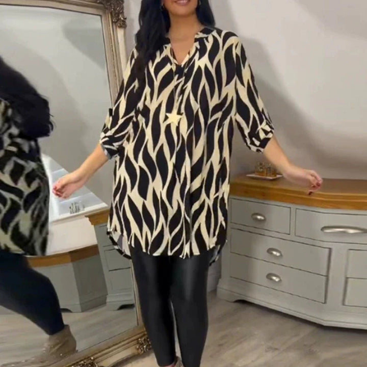 Dame skjorteblusetunika i moderne bølkemønster med smukke ærmer Stilla