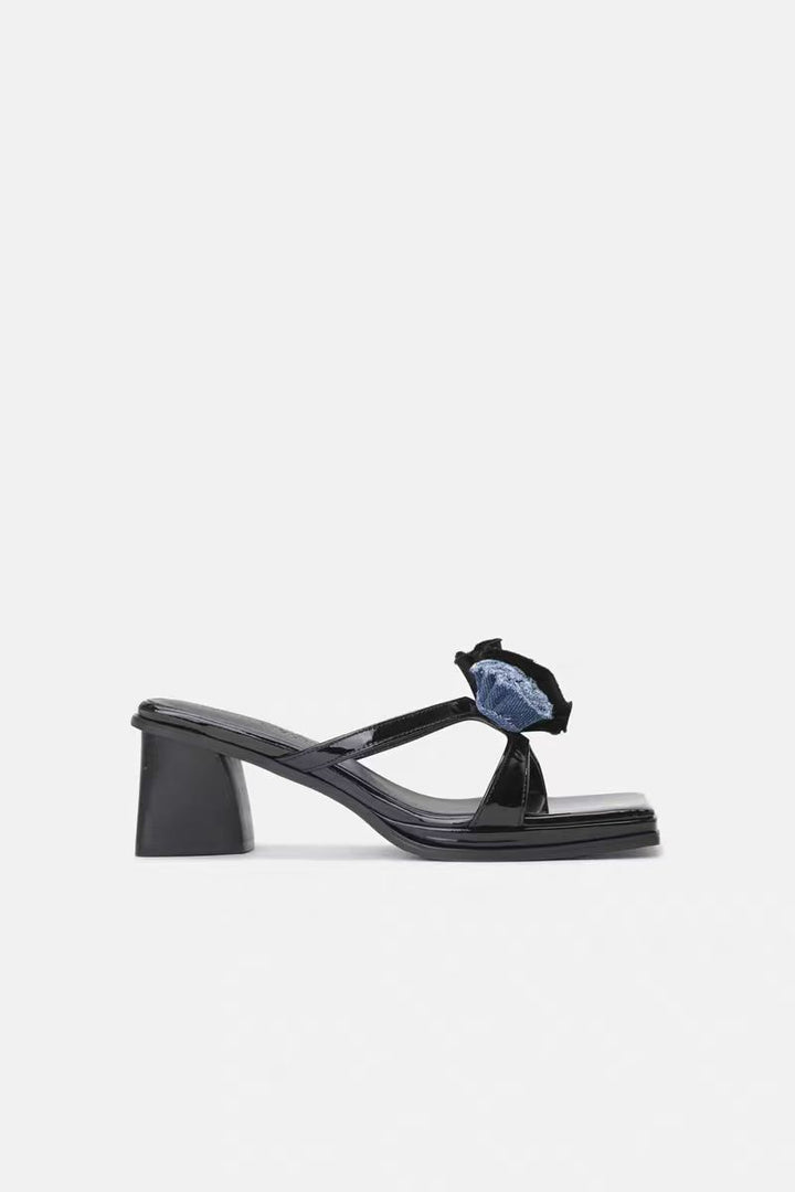 Femme Block Hæl Slide Sandaler med struktureret Rem-Detalje Stilla