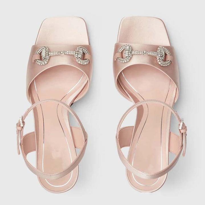 Femme Elegante Satin Åben tå Hæl sandaler med dekorativt Spændefeature Stilla