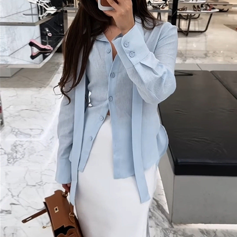 Dame Elegant Bluse med lange ærmer og stilfuldt bånd Stilla