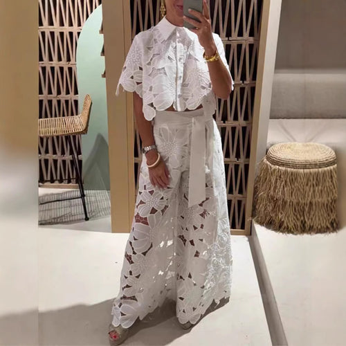 Dame sæt i moderne blomsterdesign med cropped bluse og maxi-nederdel Stilla