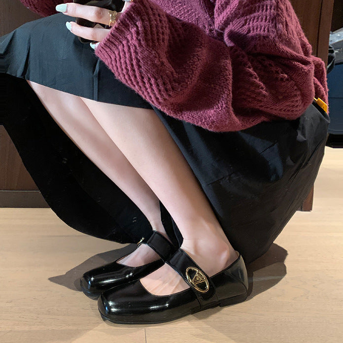 Damer Stilfulde Mary Jane Ballerinas med karakteristiske metalliske detaljer Stilla