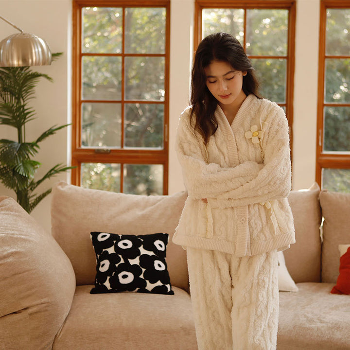 Dame hyggelig strik-Pyjamas med elegante detaljer Stilla
