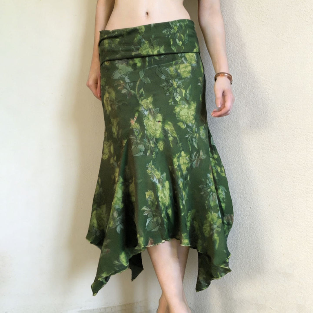 Dame asymmetrisk wrap nederdel med blomstermotiv og elastisk talje Skovae