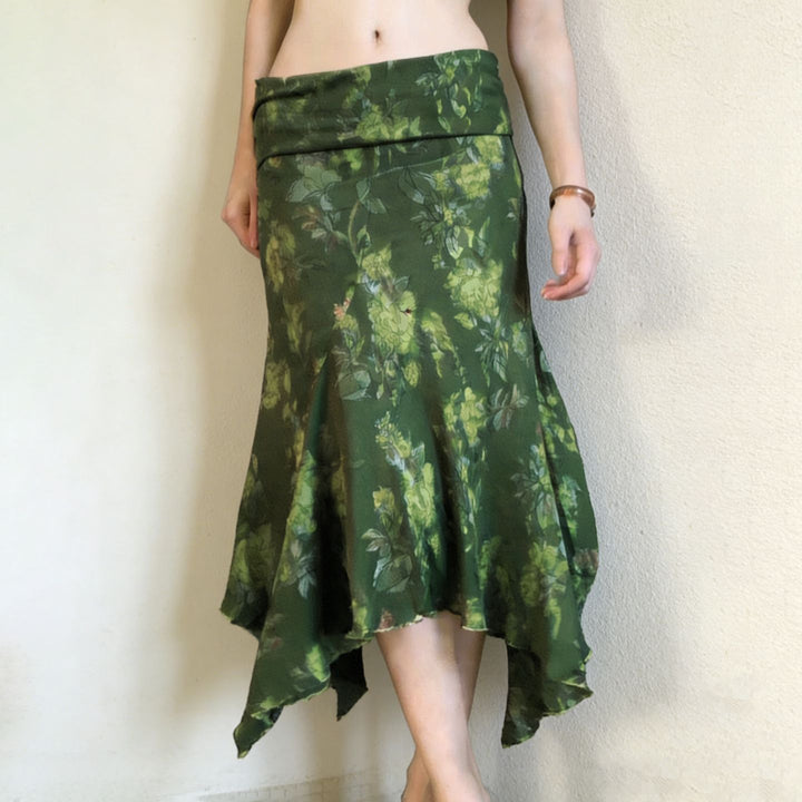 Dame asymmetrisk wrap nederdel med blomstermotiv og elastisk talje Skovae
