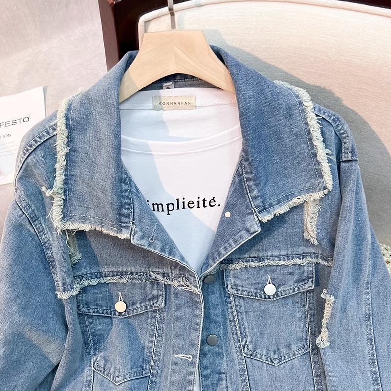 Dame mode denimjakke med frynset detaljer Stilla
