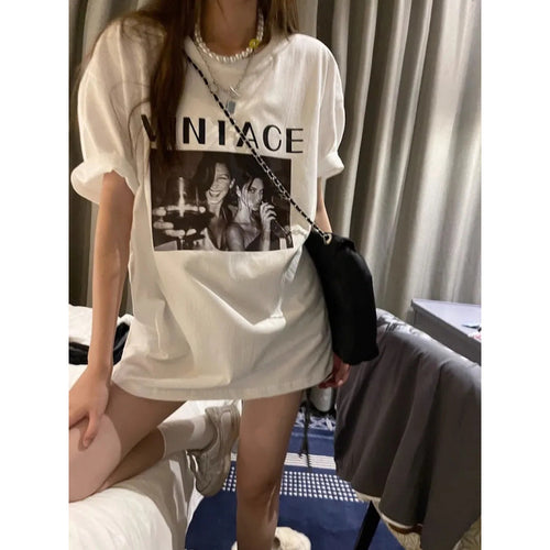 Dame T-shirt med unikt vintage foto design Stilla