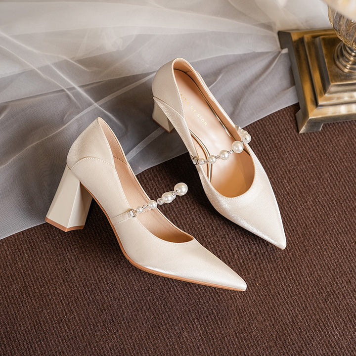Dame elegant spids blokhæls pumps med perleaccent-detail Stilla