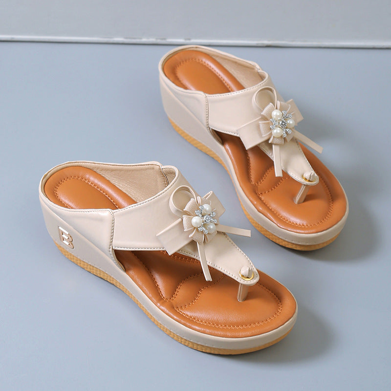 Dame Wedge-toes separator med moderne blomsterdekoration Stilla