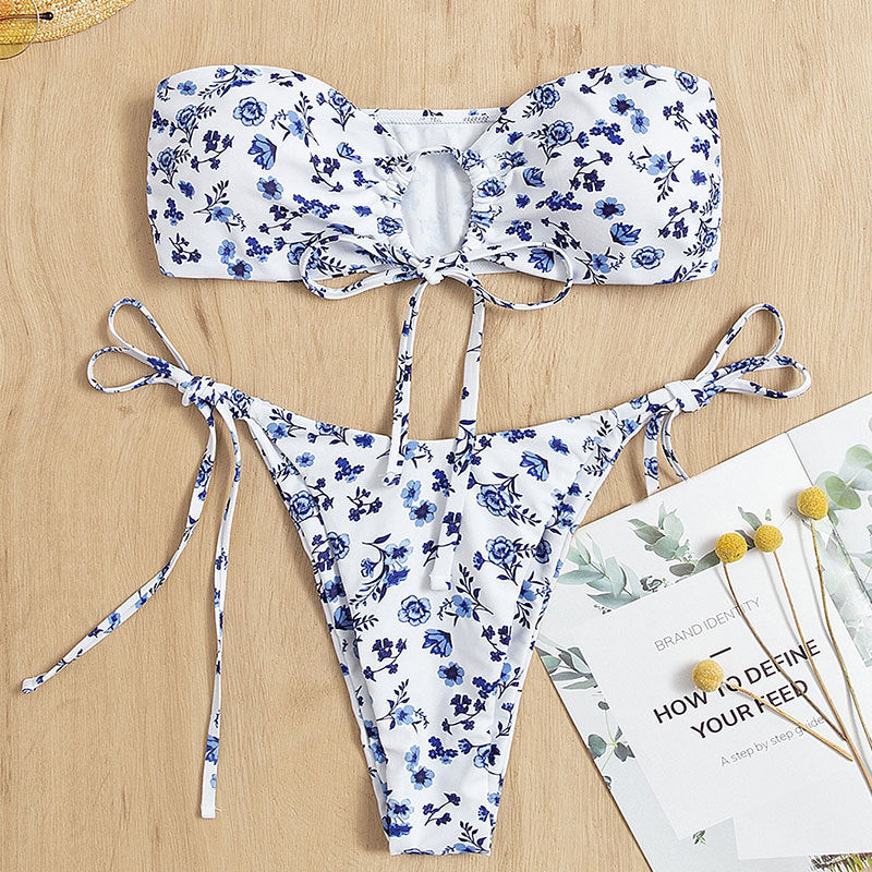 Dame bandeau-bikini med legende blomsterdesign Skovae