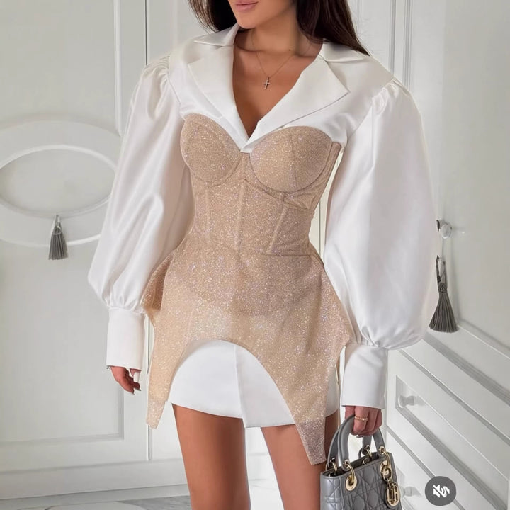 Dame Glamourøs Bustier Kjole med Puffærmer og Elegante Detaljer