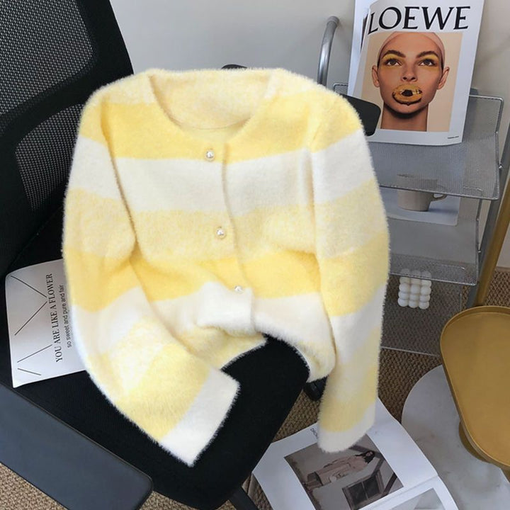 Kvindernes hyggelige cardigan med perleknapper Stilla
