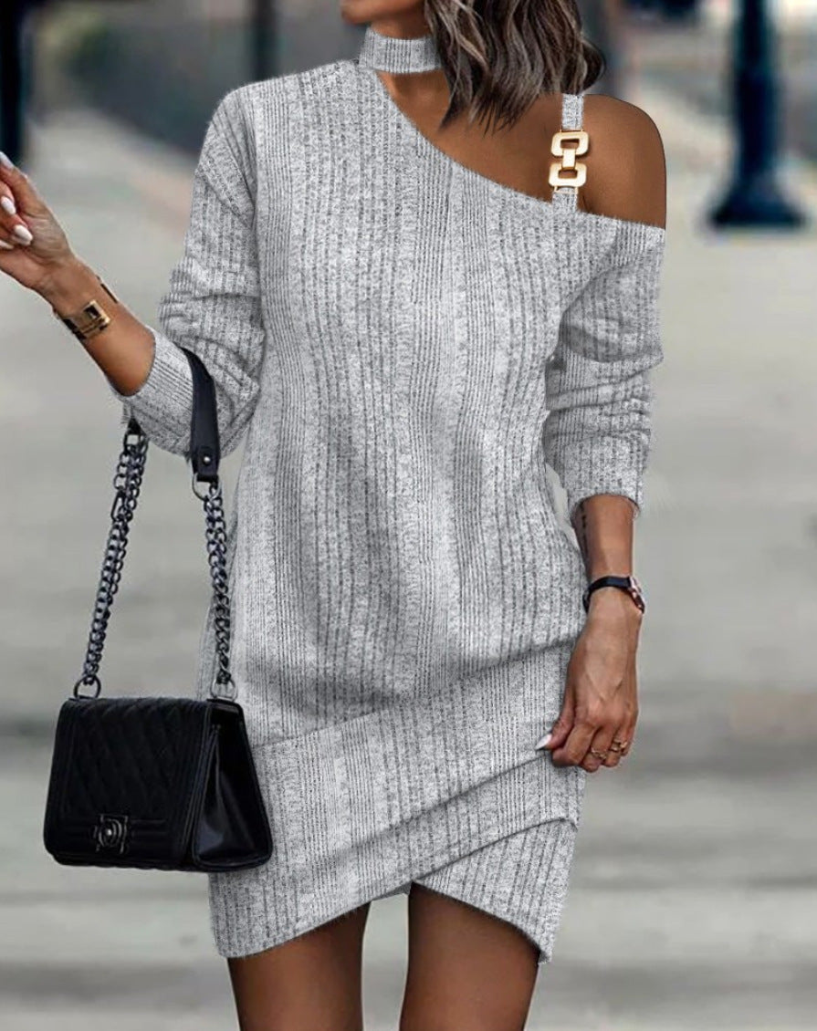 Damer elegant omslagskjole med asymmetrisk udskæring og fashionable detaljer Stilla