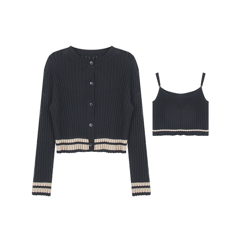 Dame løs Crop-Top med filigrane strikkede manchetter og elegant cardigan-design Stilla
