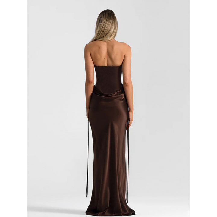 Damen Elegantes Trägerloses Maxikleid mit raffiniertem Drapierungsdesign und schmalem Schnitt Skovae