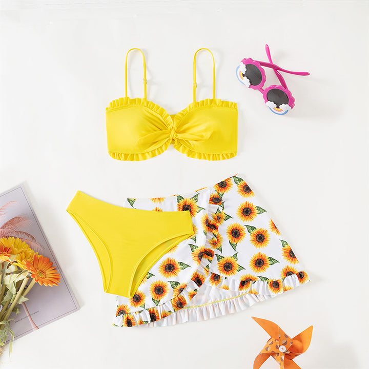 Dame bikini-sæt med blomstret omslagsnederdel og stilfuld top Stilla