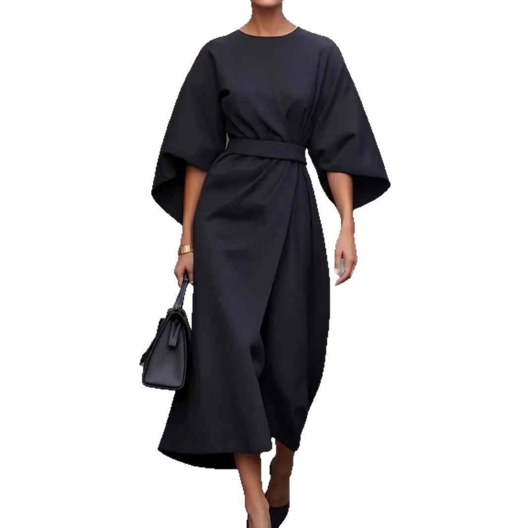 Dame Maxi-kjole med voluminøse ærmer og elegant draperingsdesign Stilla