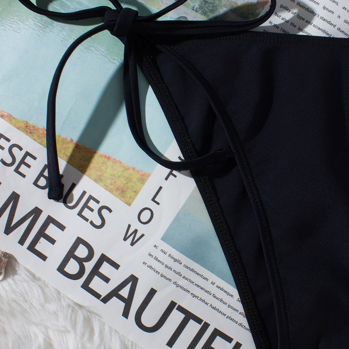Damer bandeau-bikini med justerbare stropper og elegante detaljer Skovae
