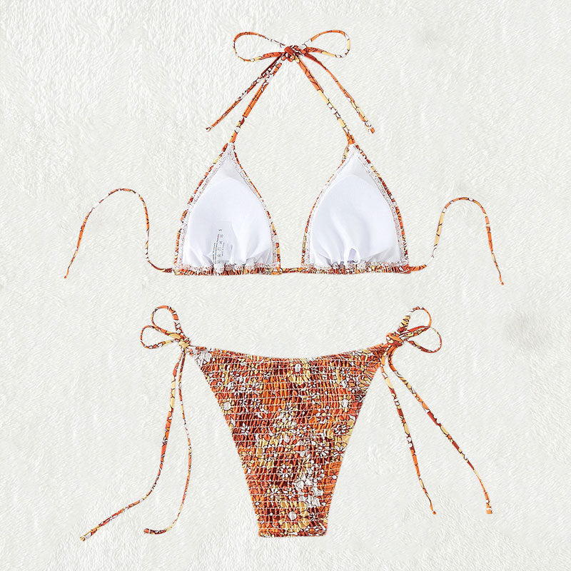 Dame triangle-bikini med florale ruffles detaljer og justerbare stropper Skovae