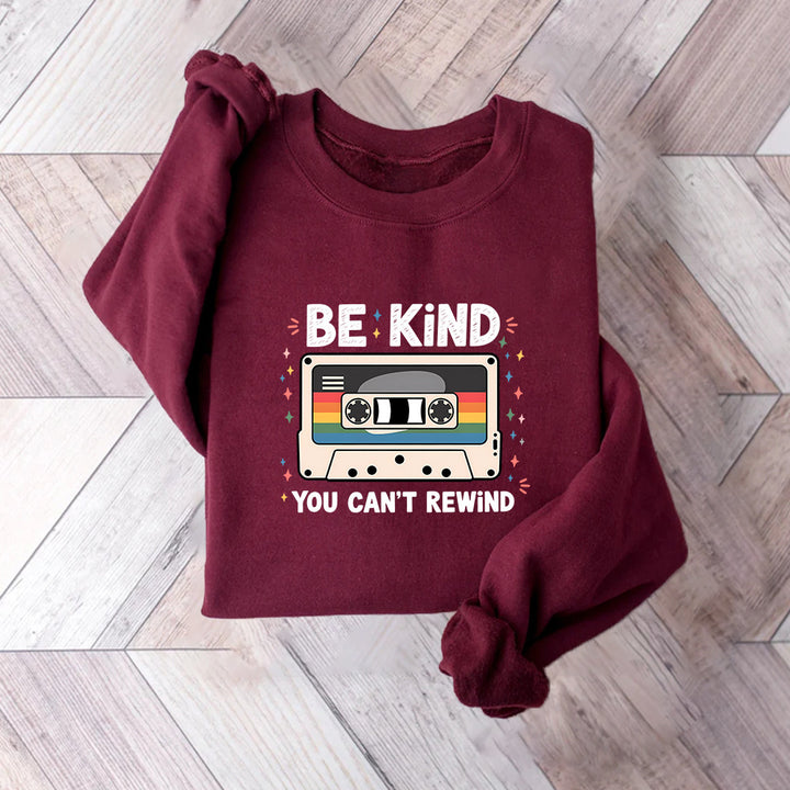 Kvinders sweatshirt med vintage kassette-design og inspirerende skrift Stilla