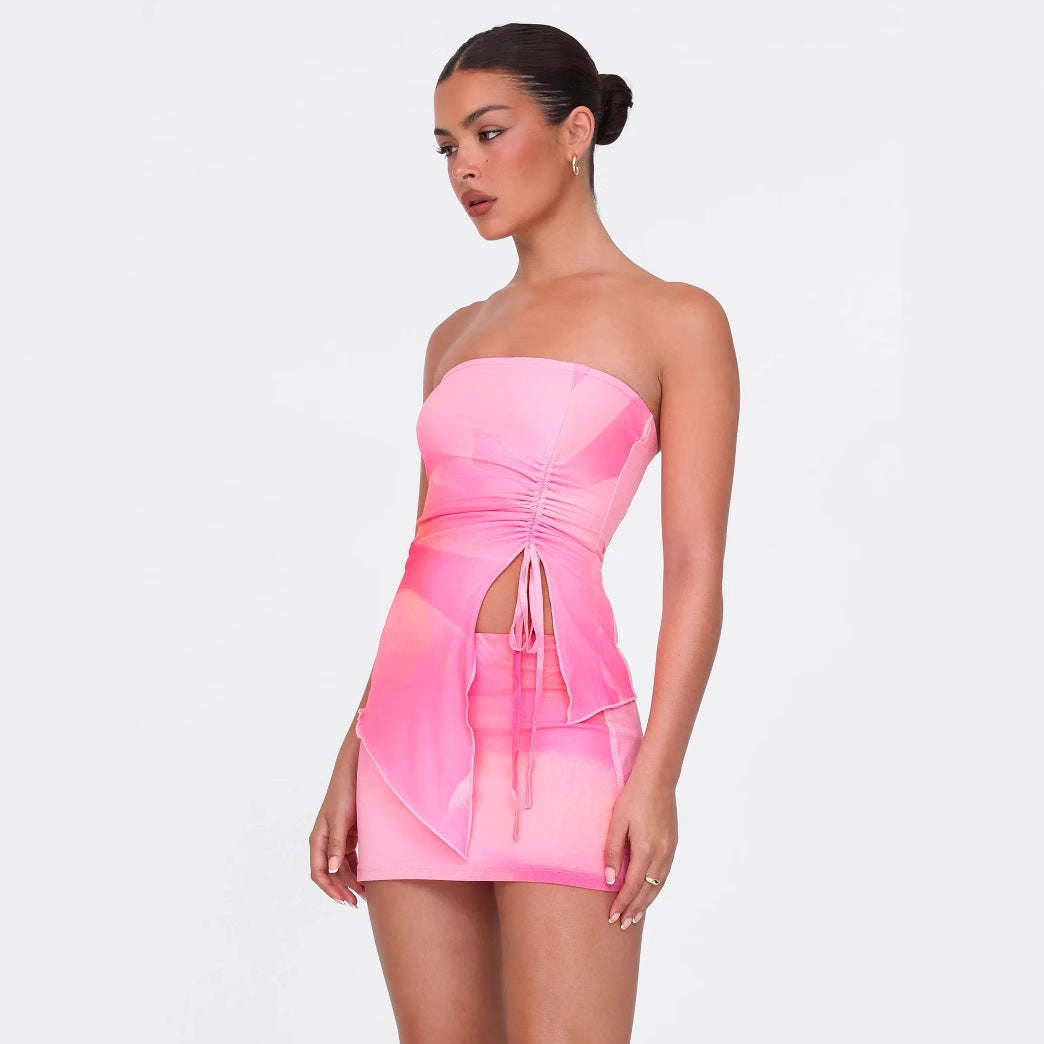 Dame mini-kjole med asymmetrisk snit og draperingsdetaljer Skovae