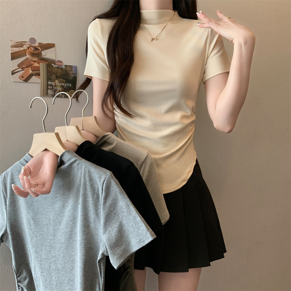 Femme Kortærmet Mock-Neck T-shirt med rynkede detaljer Stilla