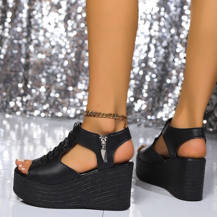 Dame Wedge-sandaler med moderne cut-out-design og eksklusiv snørelukning Stilla